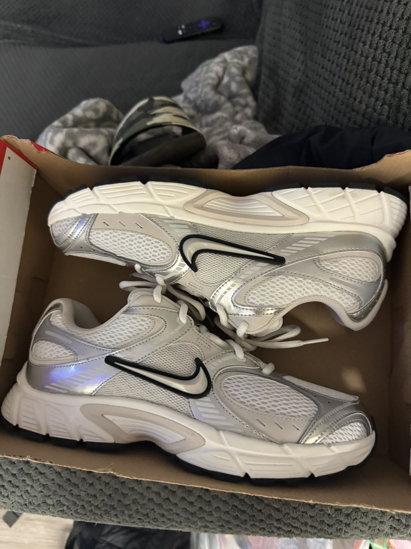 Nikes Brand New