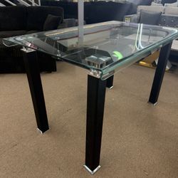 Counter High Temper Glass Table 