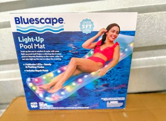 Light-Up Pool Mat (NEW)