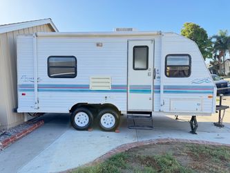 1998 19ft prowler travel trailer