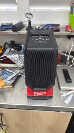 Milwaukee job site M18