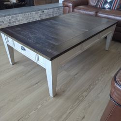 Farmhouse Coffee Table 