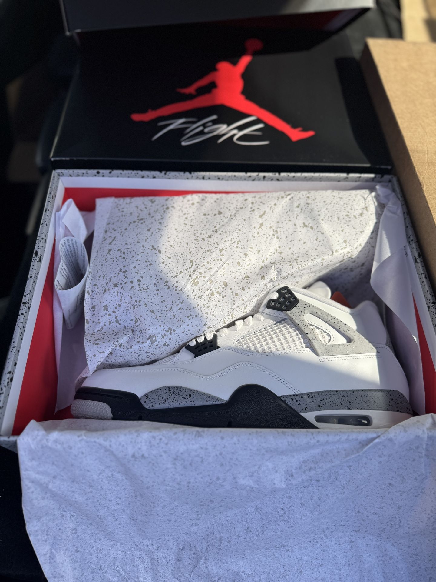 Jordan 4 White Cement 