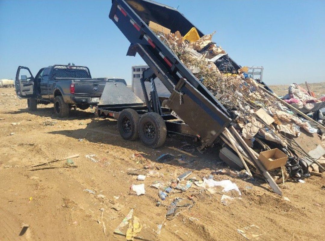 Dump Trailer **** Garbage**** Storm Clean Up****