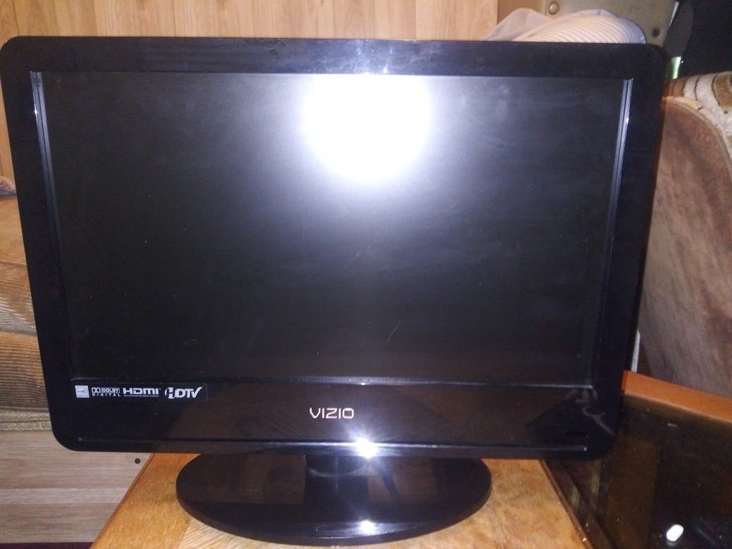 Vizio 14-in TV Monitor $50