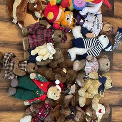 Stuffed Animals Plush Boyd’s Bears, Garfield And Others 