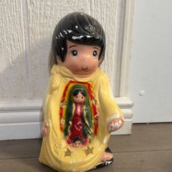 Virgin Mary Piggy Bank.  / Alcancia