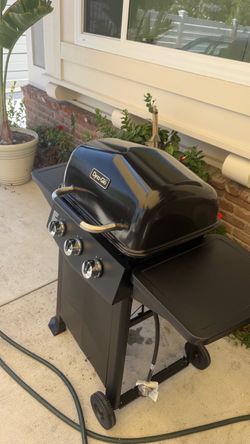 Grill   Dyna-Glo 3-Burner Gas Grill