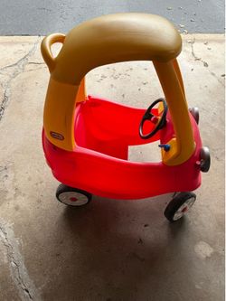 Little Tikes Cozy Coupe Car