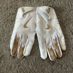 Nike Football Receiver Gloves White Gold