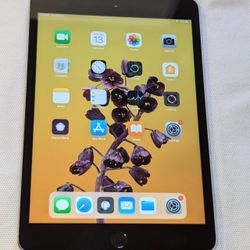 VERY NICE APPLE iPad MINI 3 QUEENS PICK UP