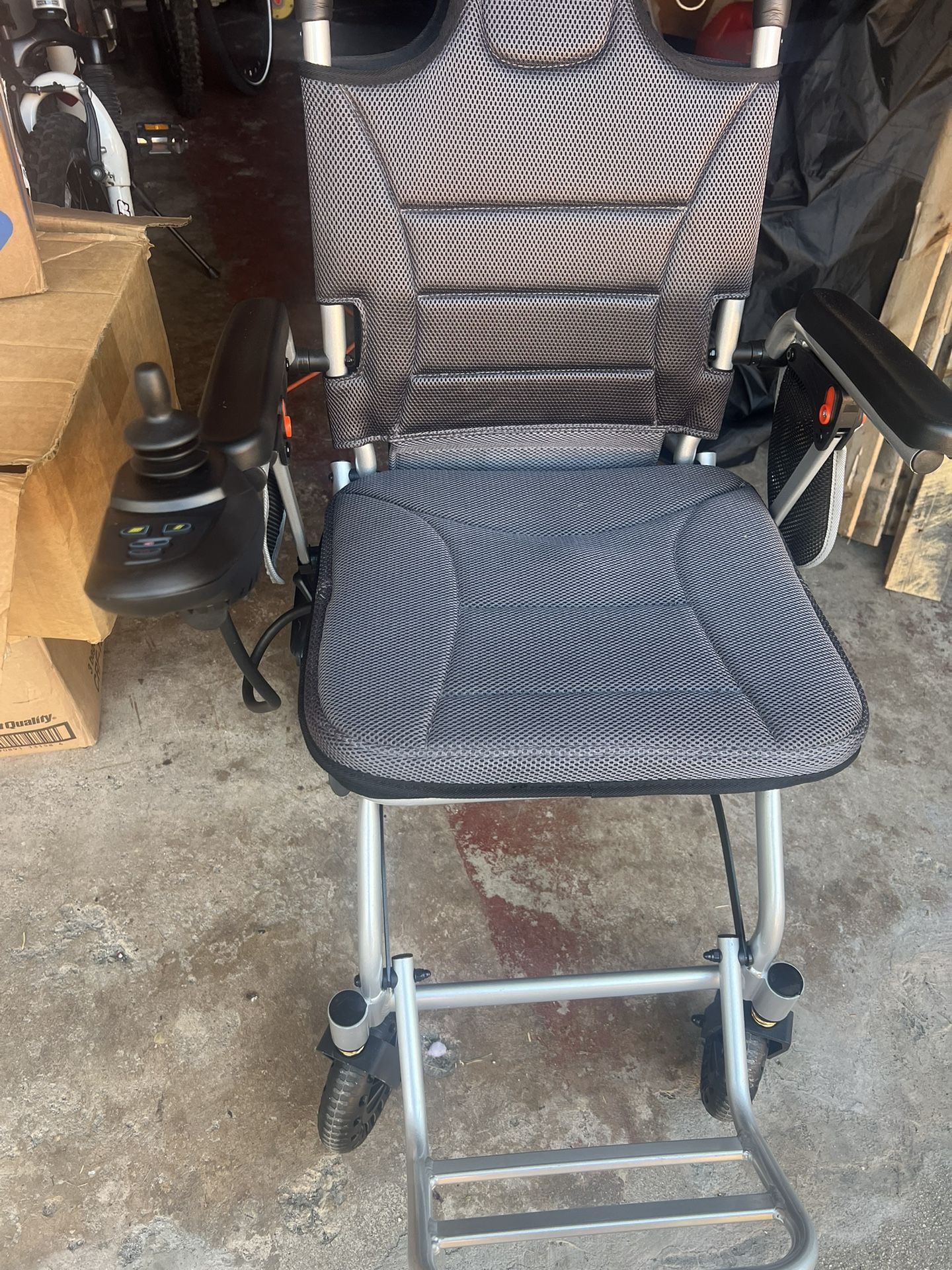 Electric Wheelchair