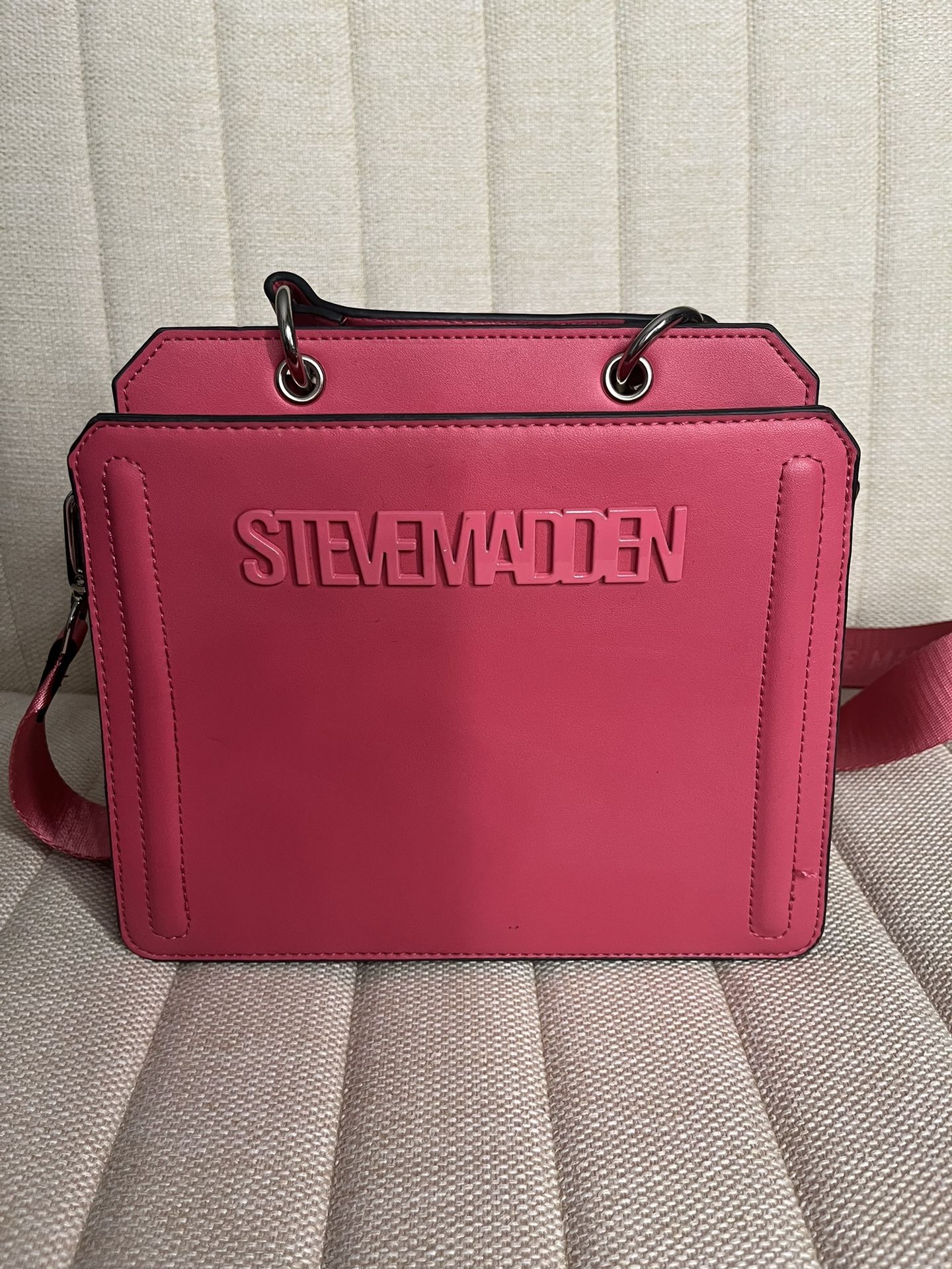 Hot pink steve madden purse