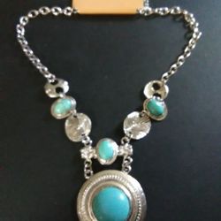 Fashion Faux Turquoise Necklace New
