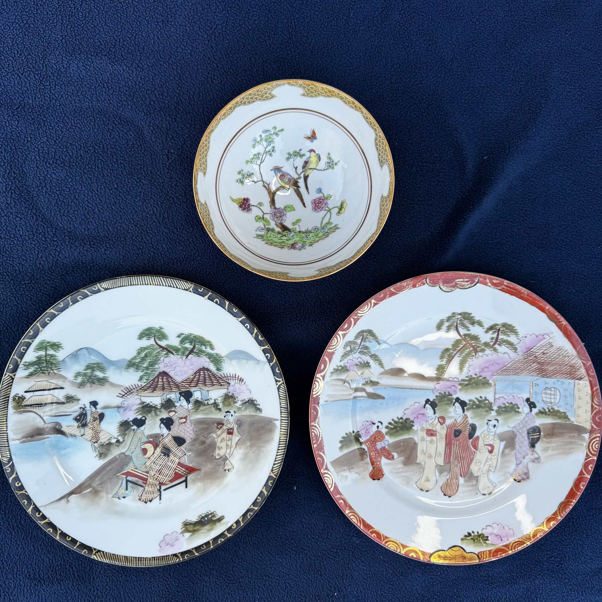 Hand painted set of 2 Geisha plates and 1 bowl