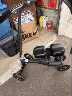 Knee scooter