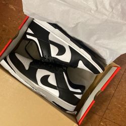 Nike Dunks $120