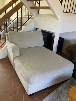 Chaise lounge sofa