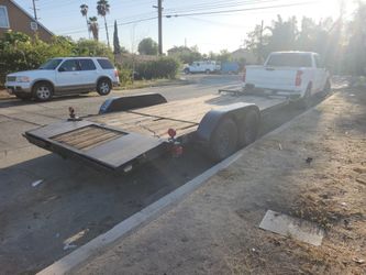 Car trailer