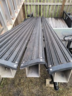 Aluminum Pontoon Lift Bunks
