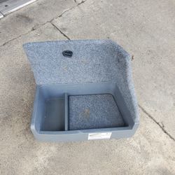 BMW E90 BATTERY TRAY COVER