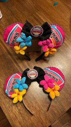 Spurs mouse ears