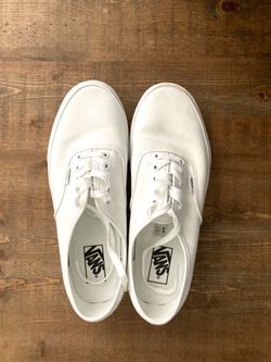 Vans All-White Sneakers 10M