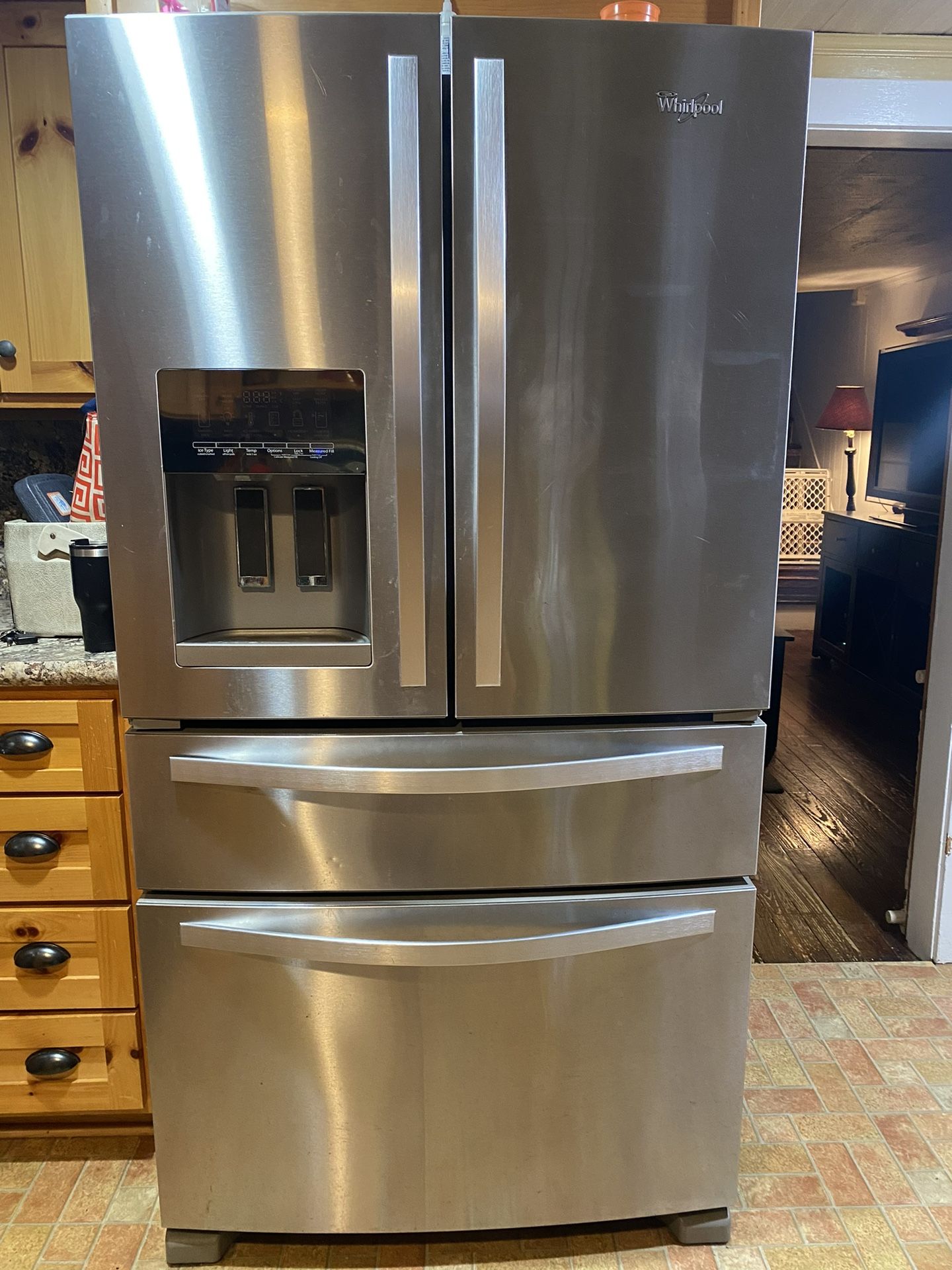 WHIRLPOOL REFRIGERATOR