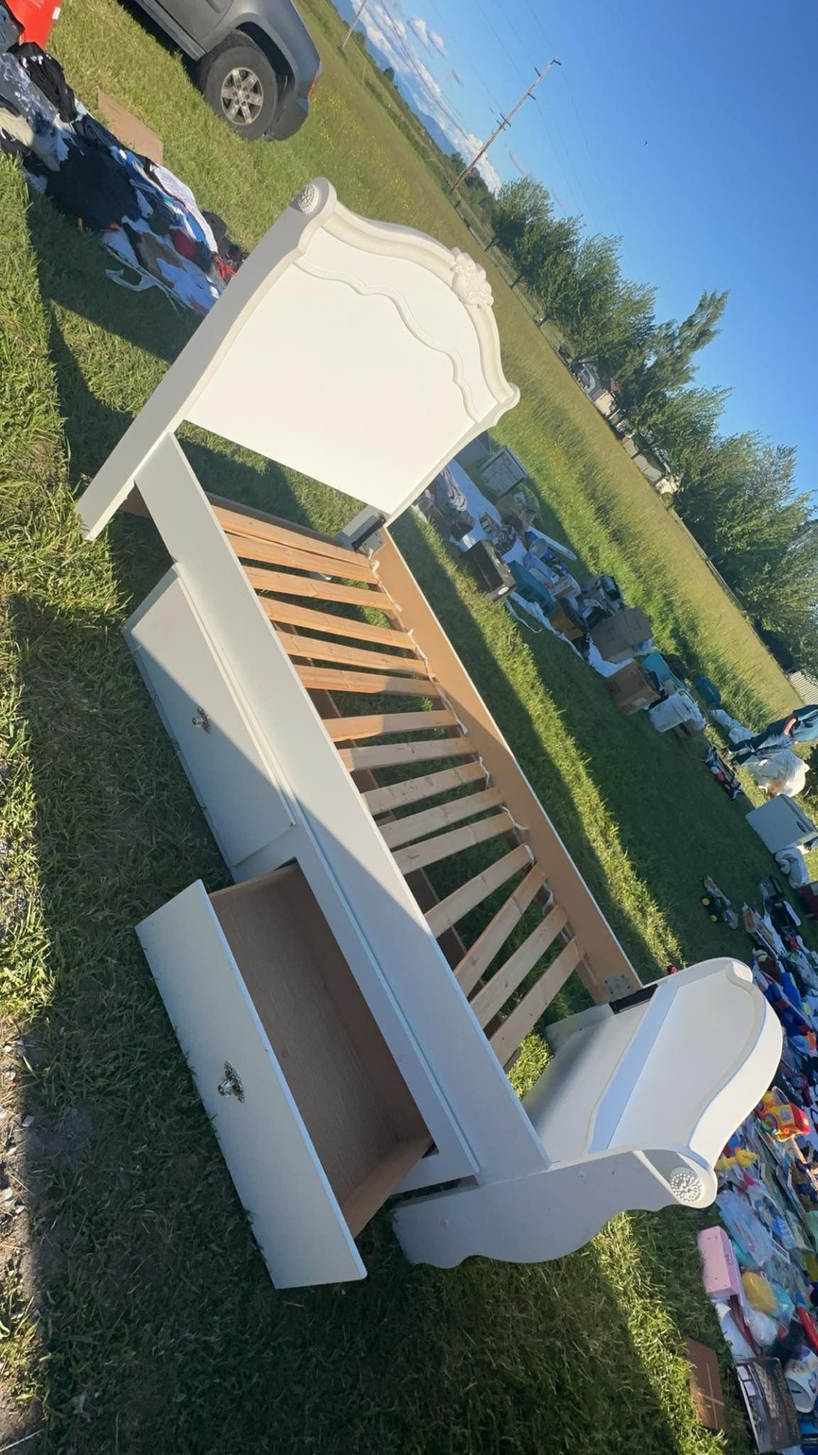 Twin Bed