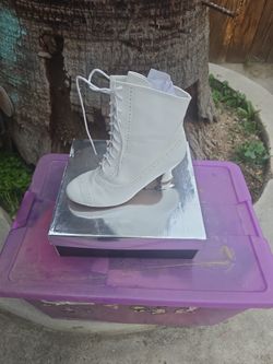 Women Boots