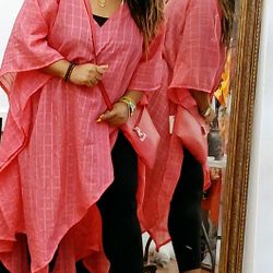 Poncho Rosado Irregular