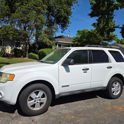 08 Ford (4cyl) Escape  2wd