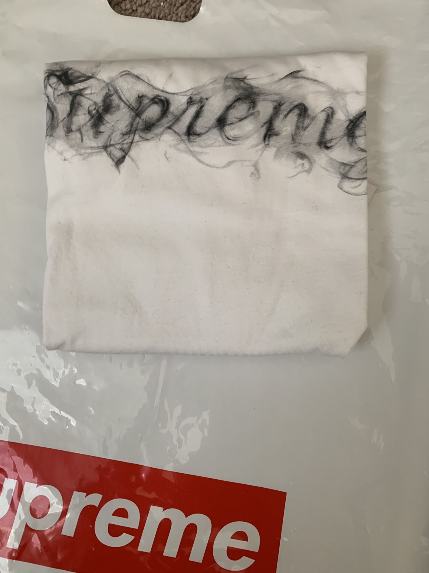 Supreme Smoke Tee White XL IN HAND