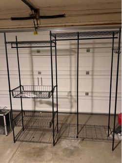 Closet clothing rack