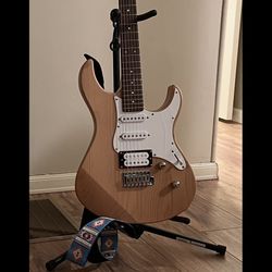 Yamaha Pacifica 112V