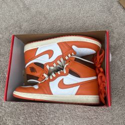 Jordan 1 Retro High OG Starfish