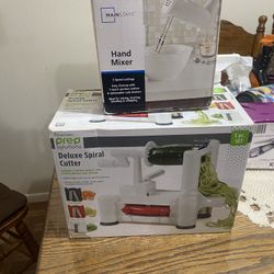 Hand Mixer And Deluxe Spiral Cutter