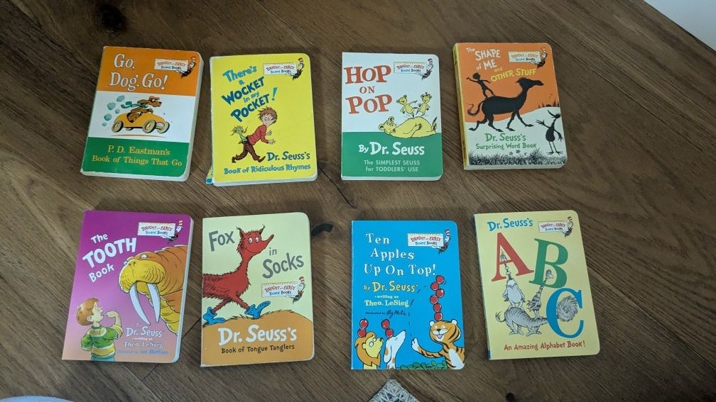 Dr. Seuss Book Bundle (8 Books)