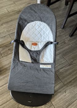 Bouncer chair for baby