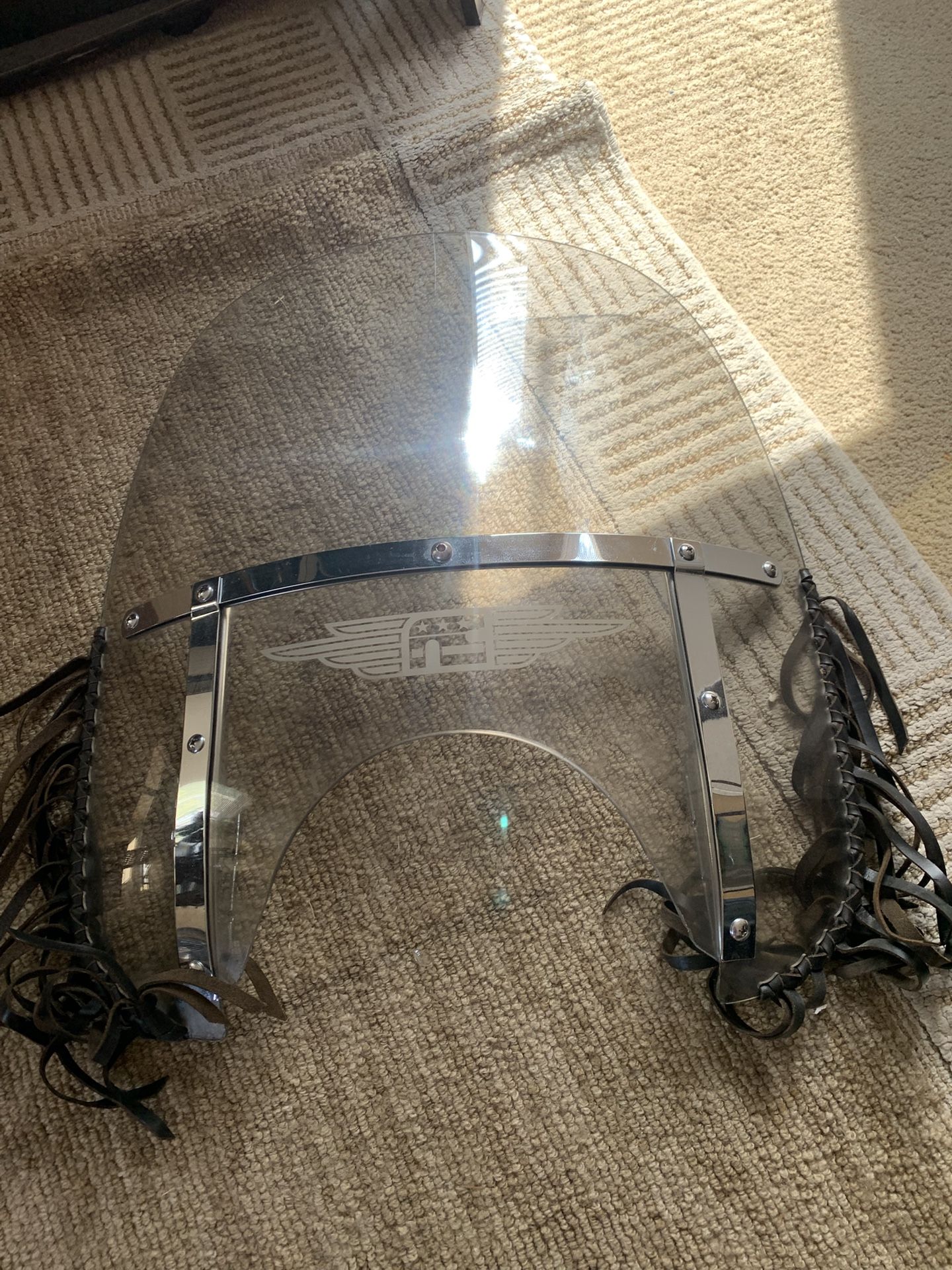 Motorcycle windshield