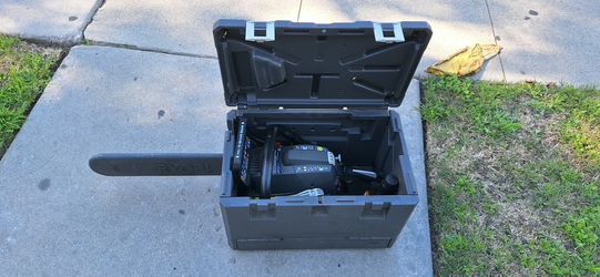 Ryobia Gas Chainsaw 16"