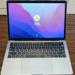 MacBook Pro (13-inch, 2018, Four Thunderbolt 3 Ports)
