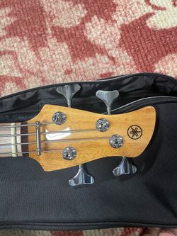 Yamaha Electric Bass guitar TRBX174EW