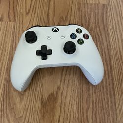 XBOX ONE CONTROLLER