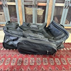 XL High Quality Duffle Bag W/ Wheels