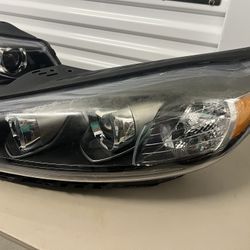 KIA SORENTO 2019 - Headlight