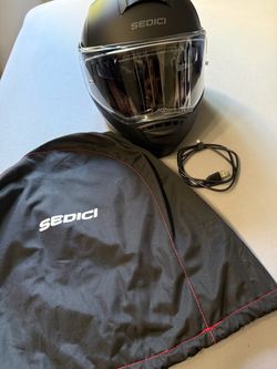 Selling a never used motorcycle helmet