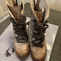 Freebird Borow Taupe Heeled Booties Size 6