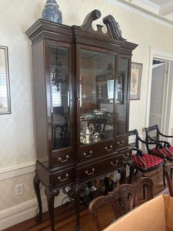 Rare George I Carved Walnut Breakfront Display Cabinet By Baker’s Furniture