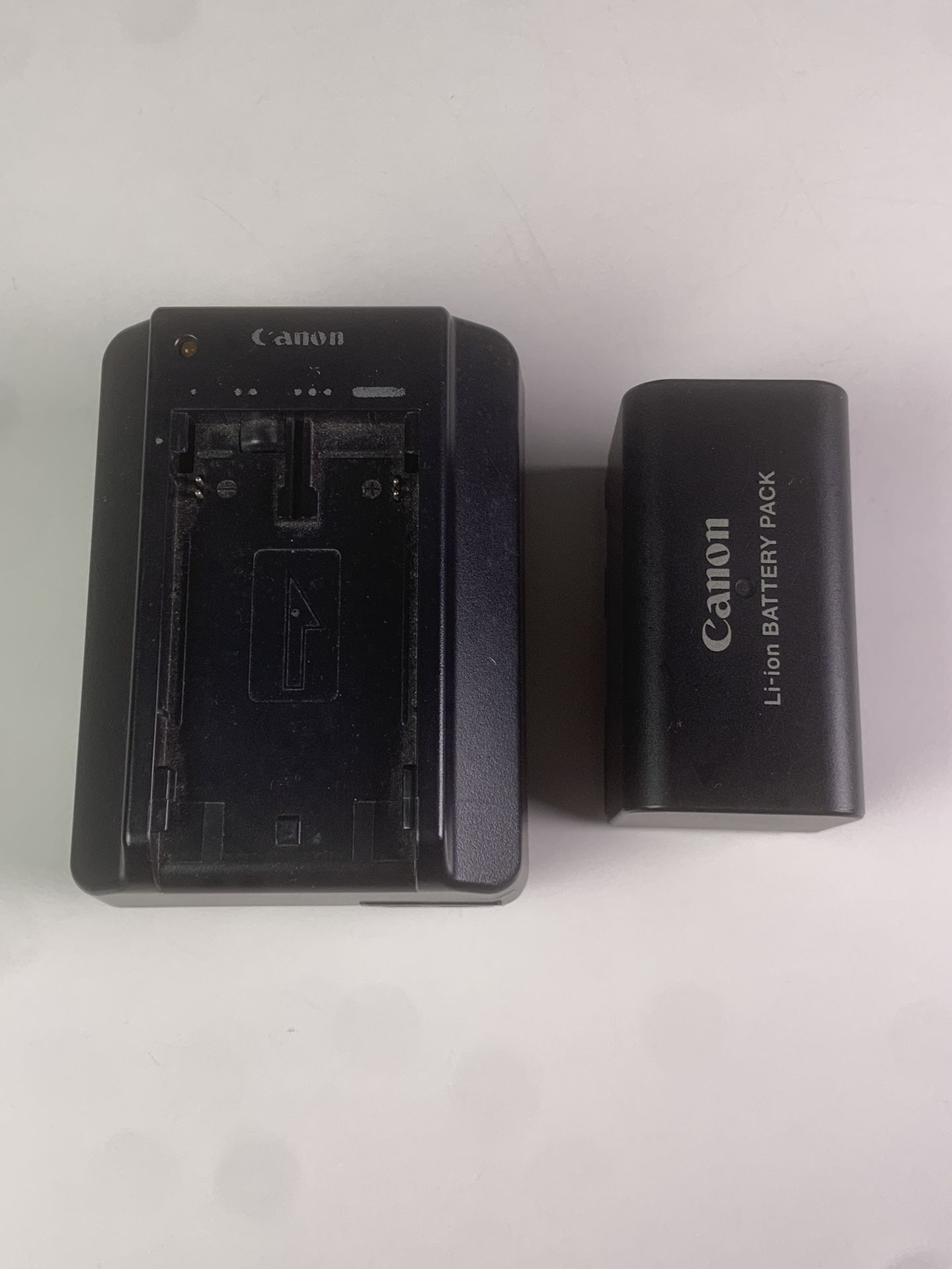 Canon CA-920 Compact Power Adapter